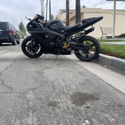 2004 Yamaha R1