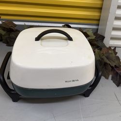 West Bend Electric Skillet with Lid