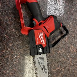 Milwaukee M12 Hatchet/pruning Saw TOOL ONLY 