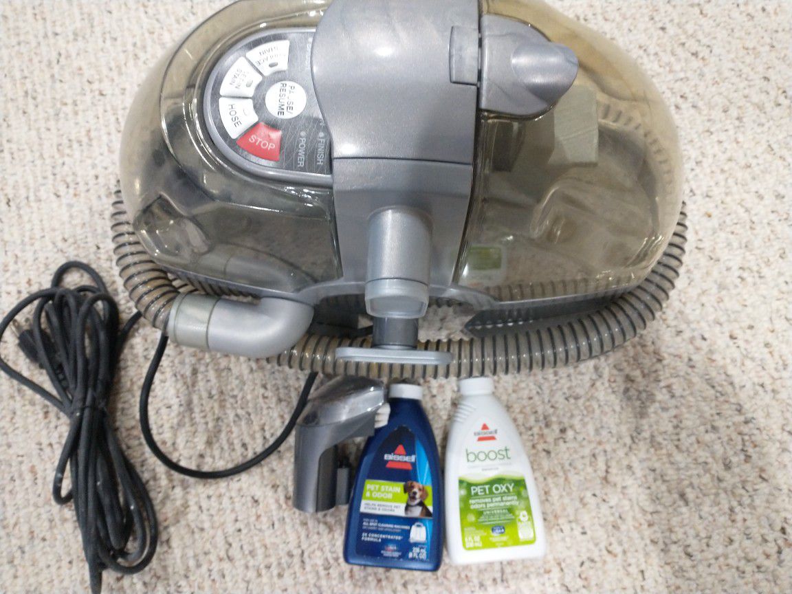 Bissell Carpet Cleaner - 33N8A