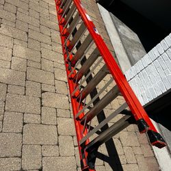 12’ Werner fiberglass step ladder