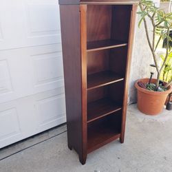 Bookshelf Unit With Adjustable Shelves 