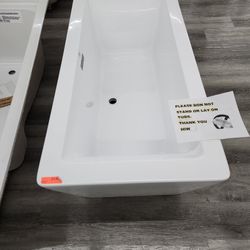 Bathtub 