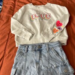 Camiseta Enguatada Y Saya De Mezclilla