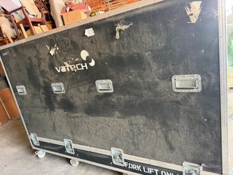 Huge travel box for instruments or electronics