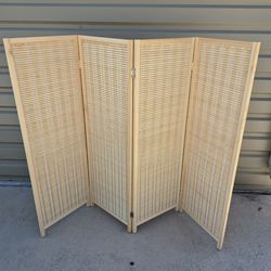 Short Room Divider Screen