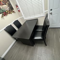 Dining Table Set