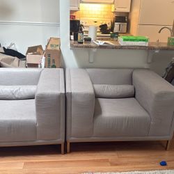 Single chairs 
