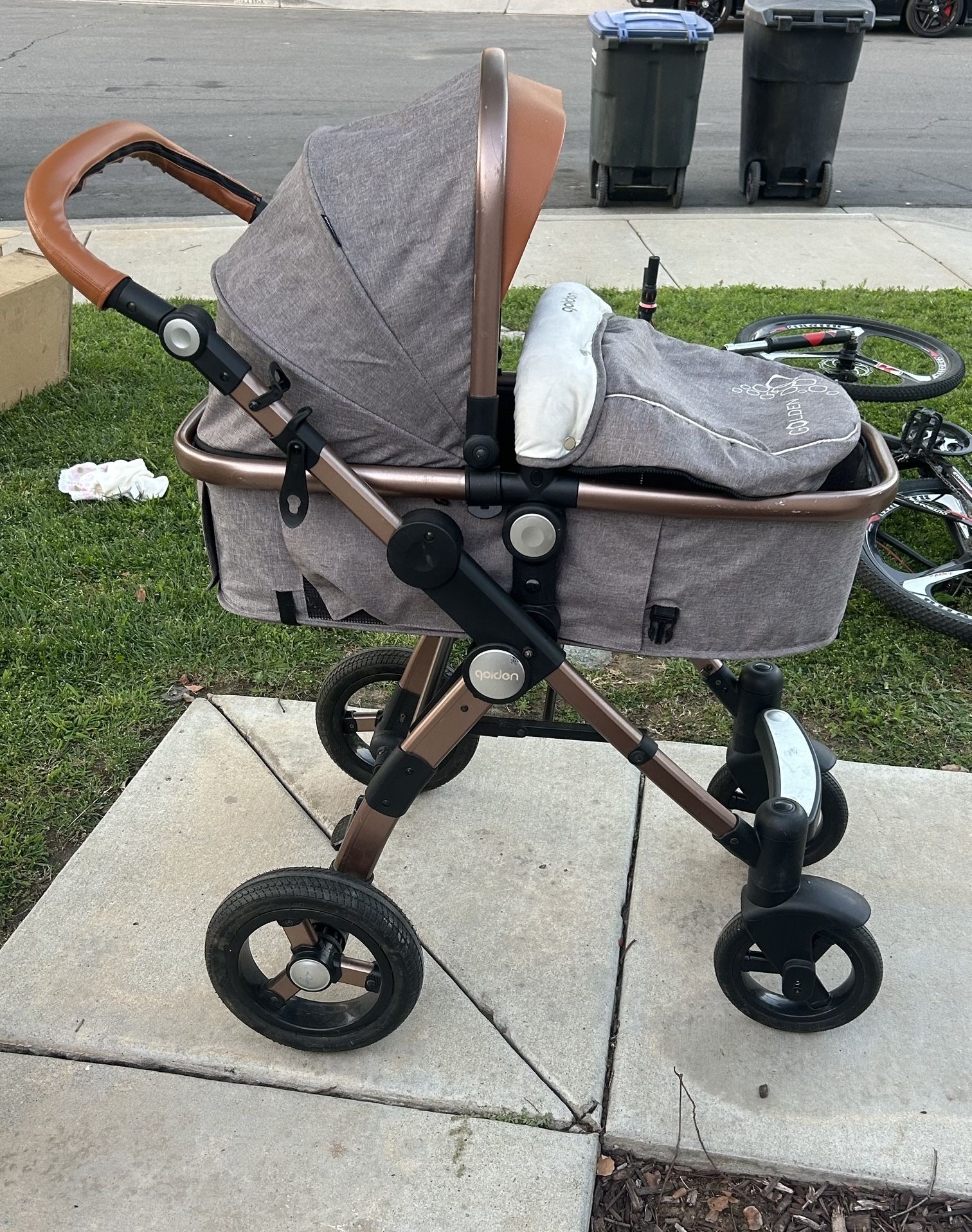 Stroller Golden