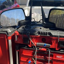 03-06 Silverado Power Side Mirrors