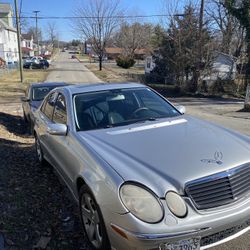 2004 Mercedes E500 Sport