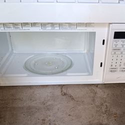 MicrowaveOven
