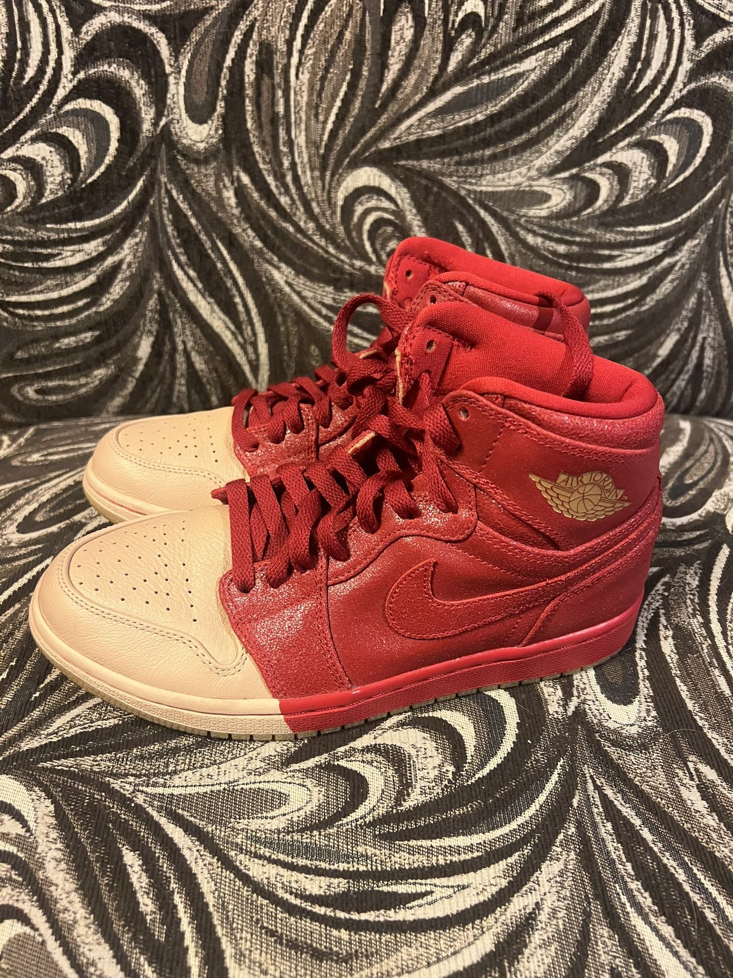 Jordan 1 Retro High Dip-toed Red 8.5 Wns