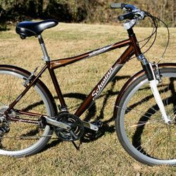 Schwinn Solitaire men's bike large frame (fits riders 5'9 to 6'2" tall)