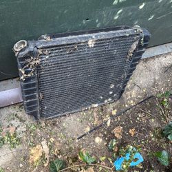 Early Bronco 3 Row Radiator