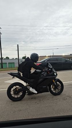 2021 Yamaha r3