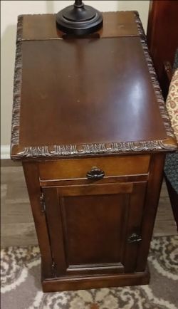 1970's style Vintage solid wood set of nightstands.