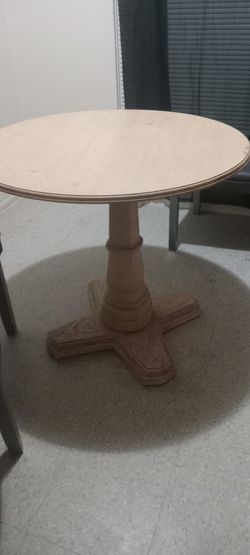 Small Round Table 