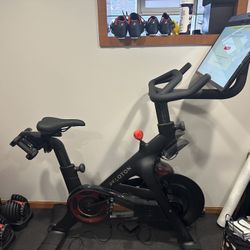 Like New - Peloton Plus bike And cycling Shoes