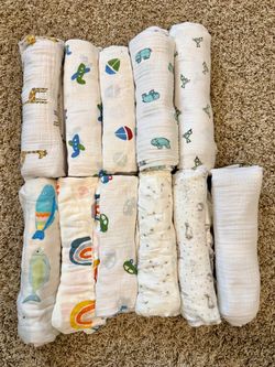 11 Muslin Swaddle Blankets