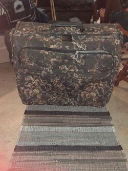 3 piece Floral tapestry luggage set