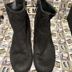 American Eagle Suede Ankle Booties-Black-Woman’s Size 8
