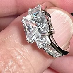3 Carat Cubic Ring
