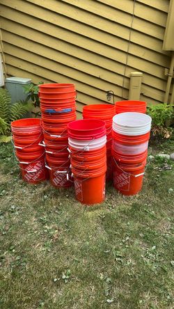 Lot of Home Depot 5-Gallon Buckets