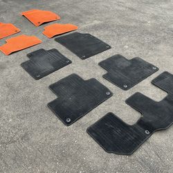 OEM Volvo XC40 Floor Mats
