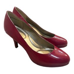 Kelly and Katie Red Patent Leather Pumps Size 7