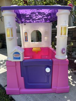 Step2 Four Seasons Pink and Purple Playhouse for Toddlers