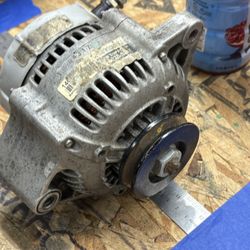 22r 22re Denso Alternator