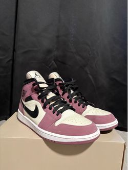 Men’s Air Jordan 1 Mid SE Light Mulberry