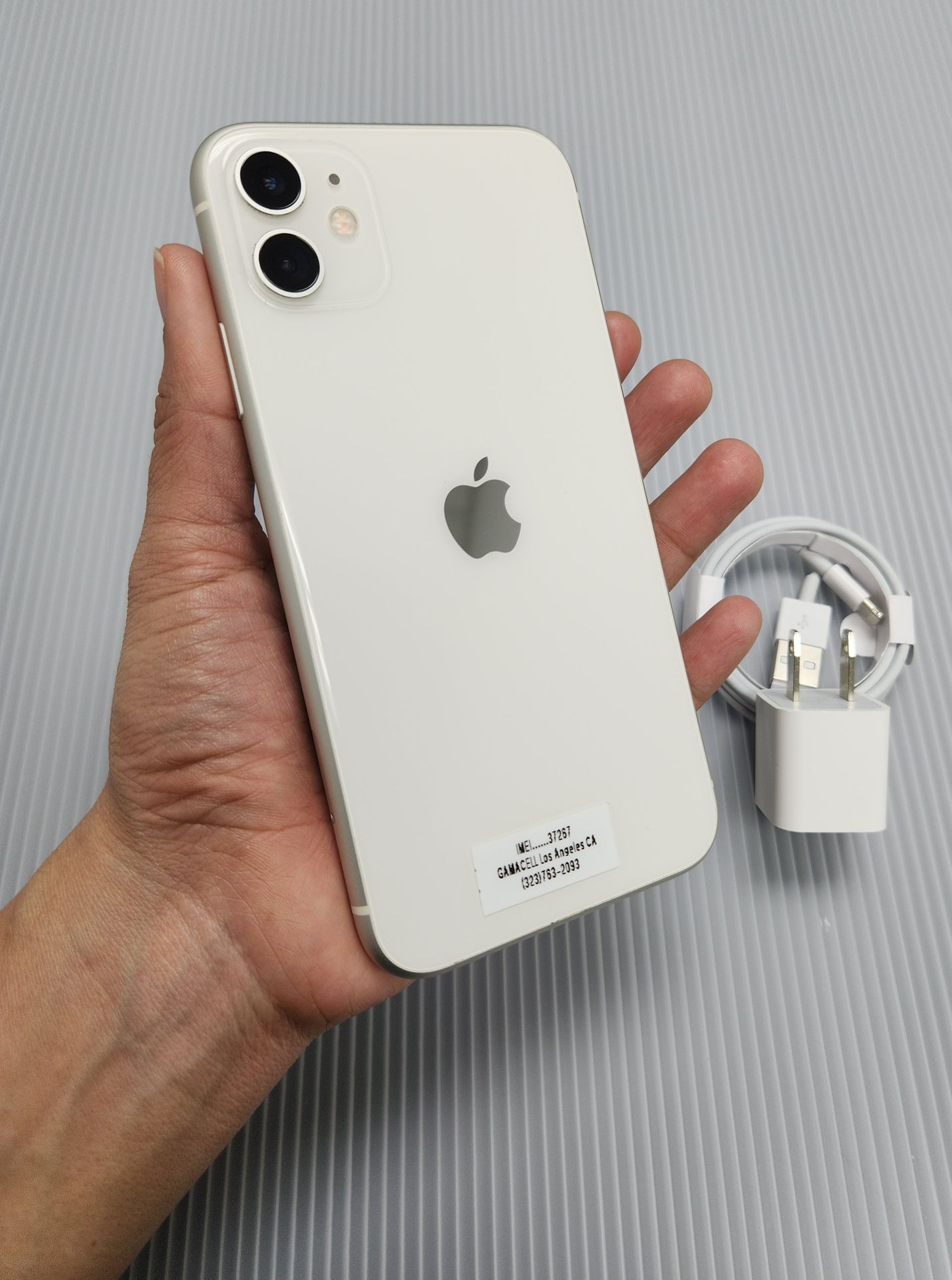 iPhone 11 (Unlocked) 256GB 
