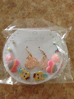Girls mermaid theme 6 pair earring set