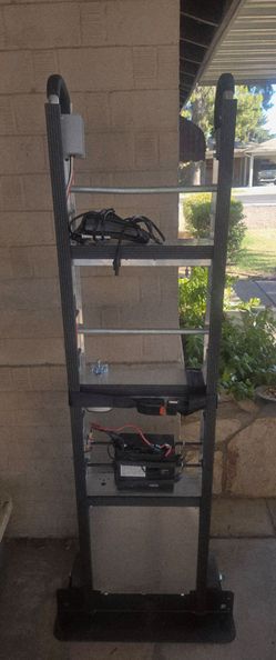 STAIRCAT BATTERY OPERATED STAIR CLIMBING DOLLY