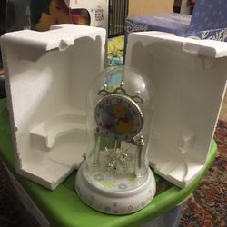 Winnie The  Pooh anniversary Clock