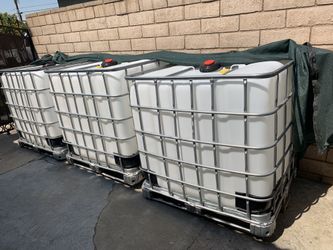 250 Gallon Water Tank 