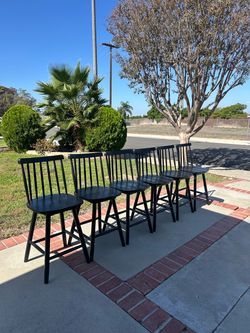 LUE BONA 360-Degree Swivel Black Windsor-Style Bar Stools – Set of 6 for $180