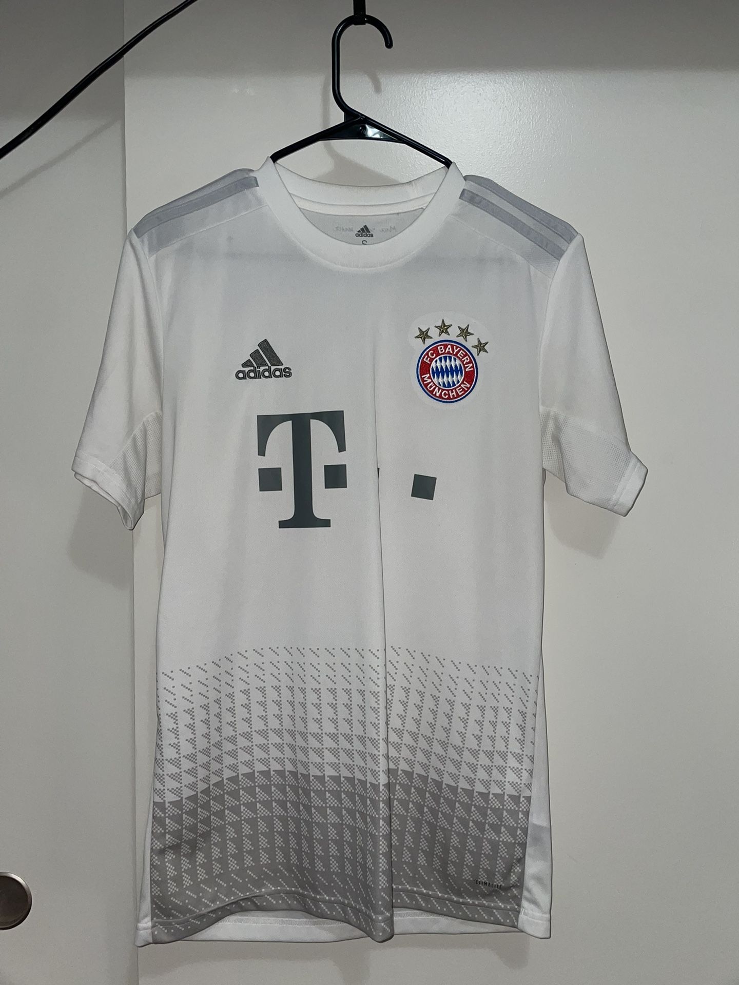 Bayern Munich jersey (size Small)