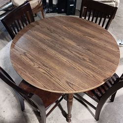 Beautiful Vintage Dining Room Table With 4 Chairs And Leaf 