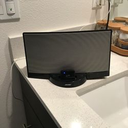 Bose Sound dock iPod Digital Music System 