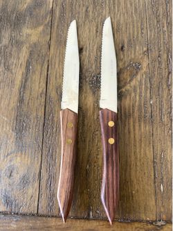 2 Rostfrei Steak knives 4.5” Blade Wood Handle with double brass rivets