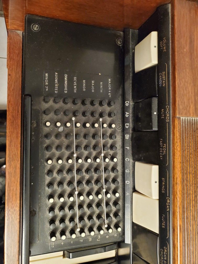 Hammond Organ