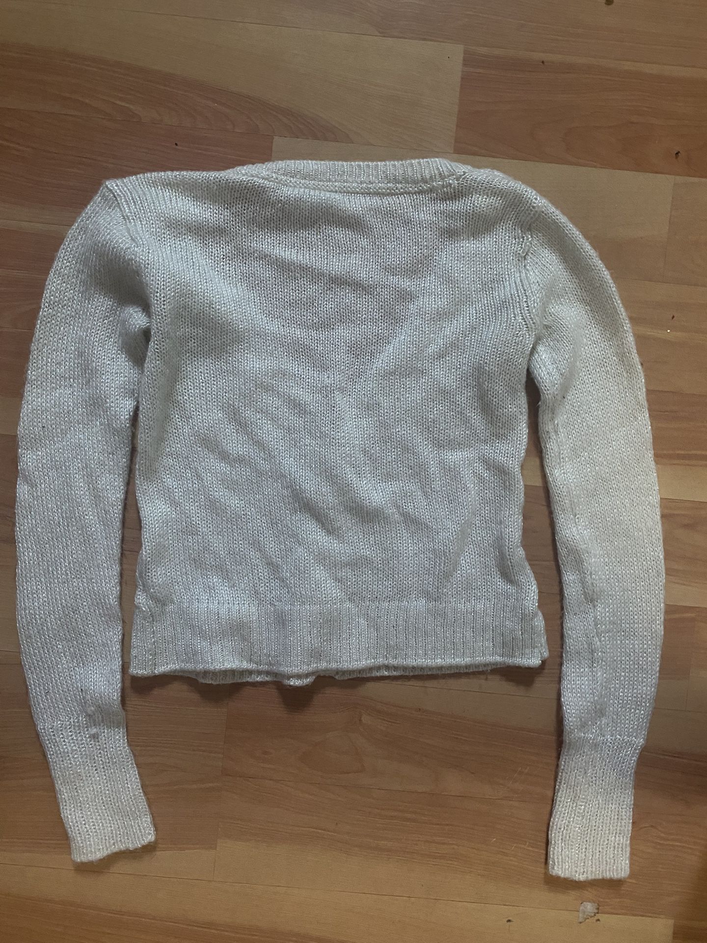 Sweater/cardigan