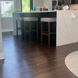 3 Stools 