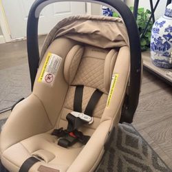 Evenflo Shyft Intuiti baby travel System 