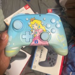 Nintendo Switch HORI Wireless HORIPAD Blue Peach