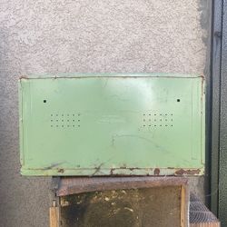 Lincoln Beauty Wave Bread box 