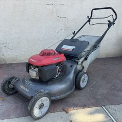 Honda Self Propelled Lawn Mower 